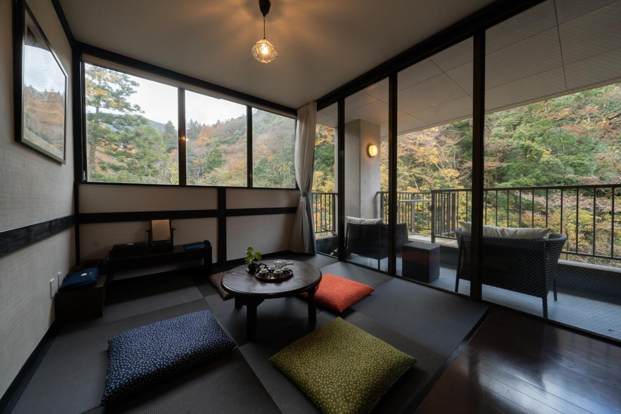 Onsen Guest House Tsutaya Хаконе Экстерьер фото