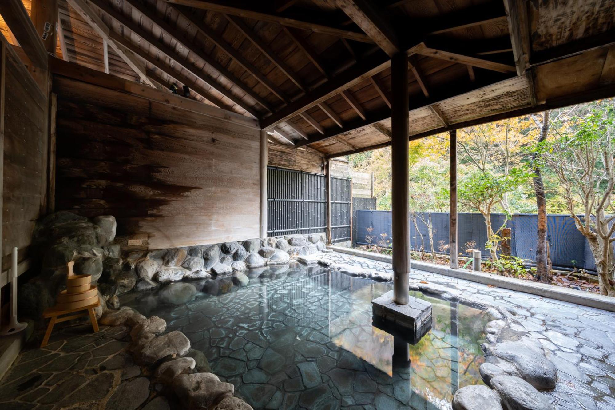 Onsen Guest House Tsutaya Хаконе Экстерьер фото