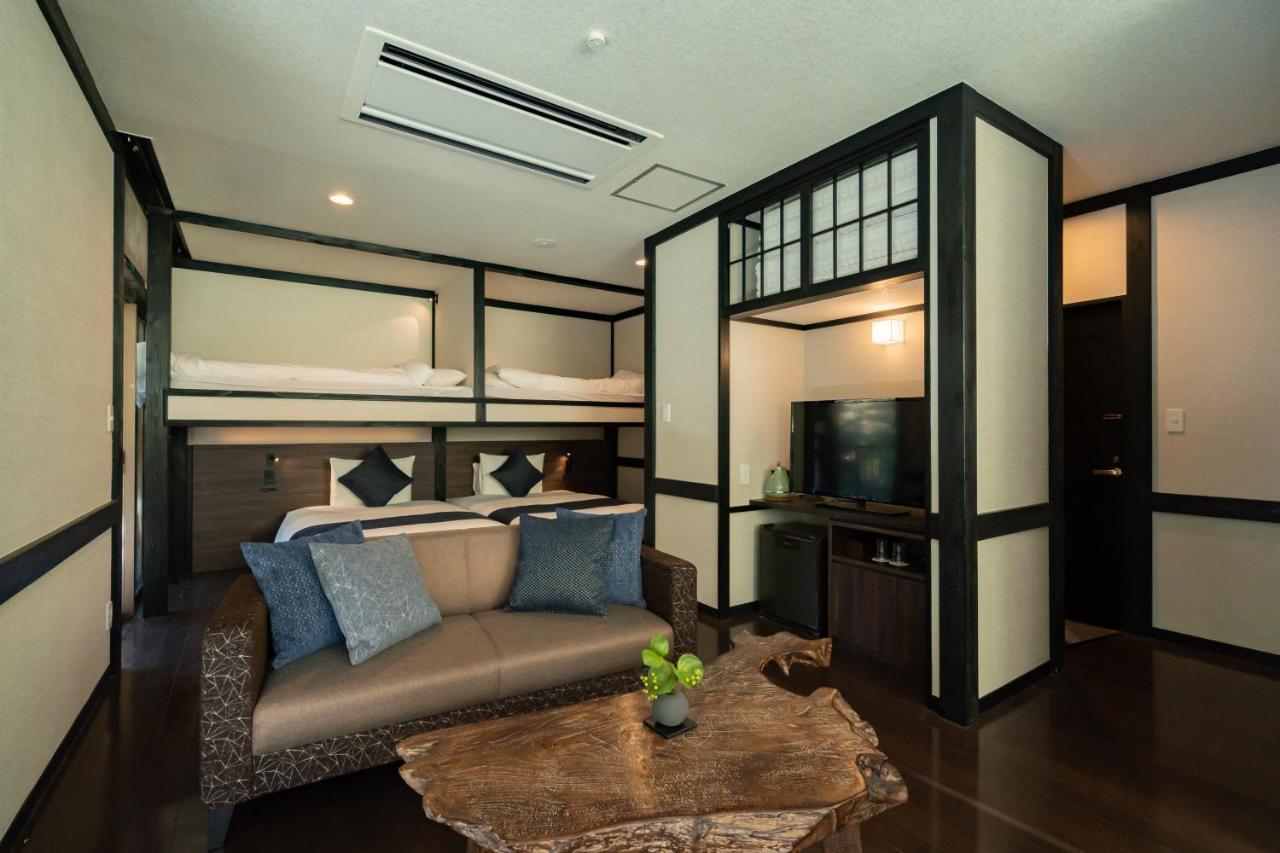 Onsen Guest House Tsutaya Хаконе Экстерьер фото
